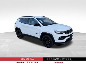 Used 2025 Jeep Compass Latitude w/ Convenience Group AWD/4WD video 1
