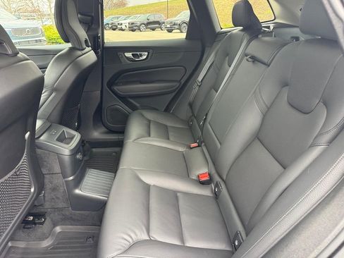 Used 2023 Volvo XC60 T8 Plus AWD/4WD image 9