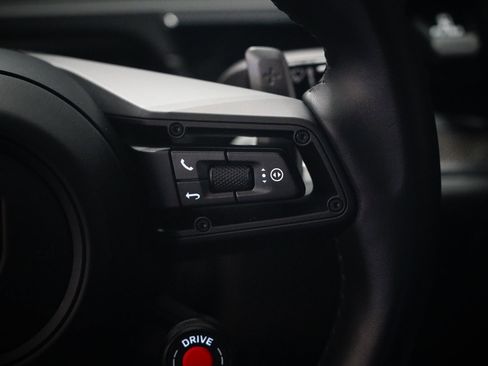 Used 2025 Porsche Cayenne Turbo GT image 18