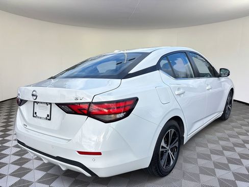 Used 2022 Nissan Sentra SV image 4