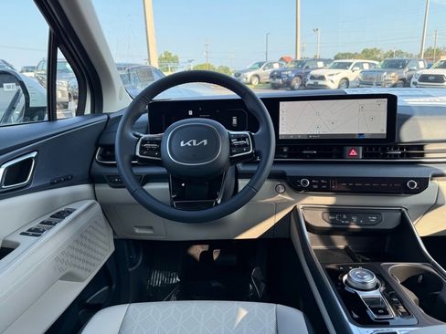New 2026 Kia Carnival SX image 10