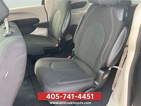 Used 2024 Chrysler Voyager LX FWD image 24
