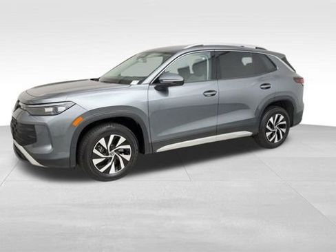 Certified 2025 Volkswagen Tiguan S AWD/4WD image 6