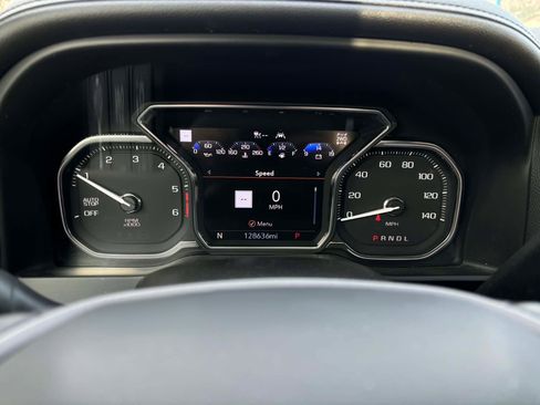 Used 2021 GMC Sierra 1500 AT4 w/ AT4 Premium Package image 22