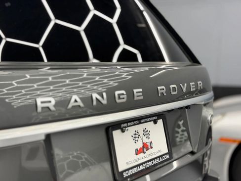 Used 2017 Land Rover Range Rover Supercharged AWD/4WD image 19