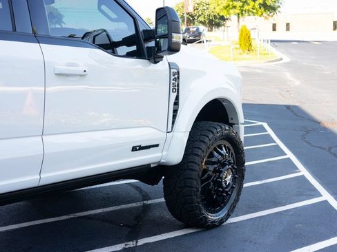 Used 2024 Ford F450 Limited w/ FX4 Off-Road Package AWD/4WD image 11