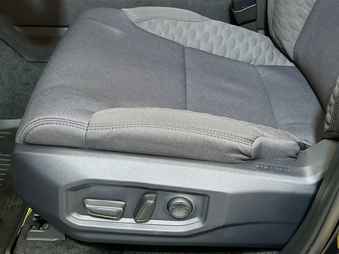 New 2026 Toyota Tundra SR5 AWD/4WD image 19