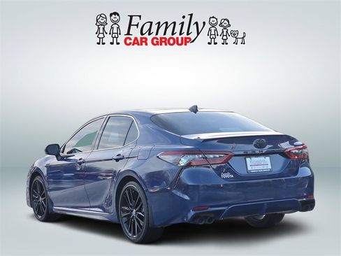 Used 2023 Toyota Camry XSE image 3