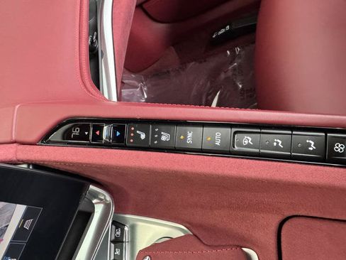 Used 2020 Chevrolet Corvette Stingray Premium Cpe w/ 3LT Preferred Equipment Group RWD image 36
