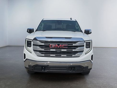 Used 2024 GMC Sierra 1500 SLE w/ Preferred Package AWD/4WD image 8