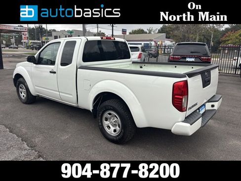 Used 2019 Nissan Frontier S image 3
