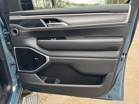 New 2026 Jeep Grand Wagoneer Limited image 35