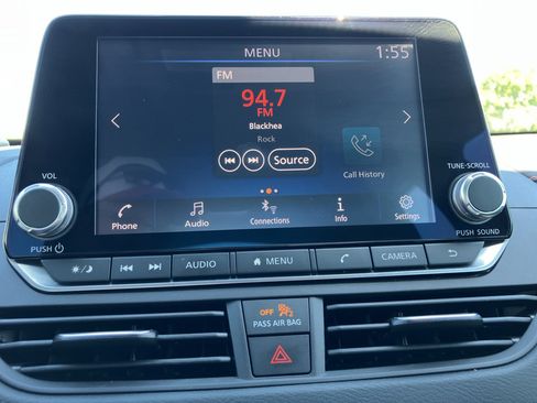 Used 2022 Nissan Altima 2.5 SR w/ Midnight Edition Package AWD/4WD image 19