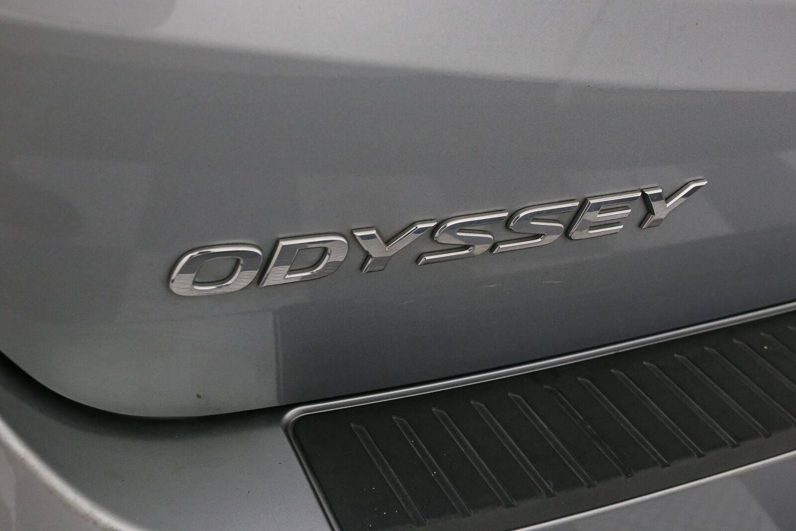 Used 2025 Honda Odyssey EX-L image 9