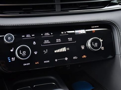 New 2027 INFINITI QX60 Luxe w/ Cargo Package FWD image 18