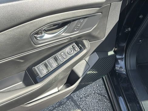 Used 2025 Honda Accord Touring image 14