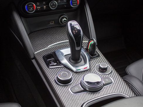 Used 2024 Alfa Romeo Stelvio Quadrifoglio w/ Active Assist Plus Package image 22