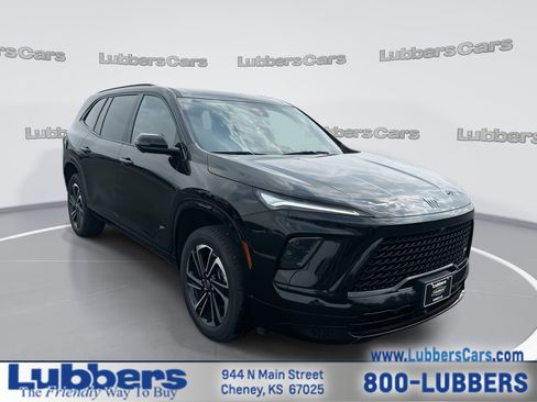 Used 2025 Buick Enclave Sport Touring FWD image 1