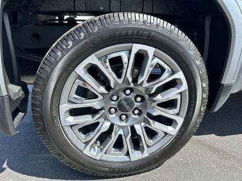 Used 2024 GMC Sierra 1500 Denali Ultimate image 41