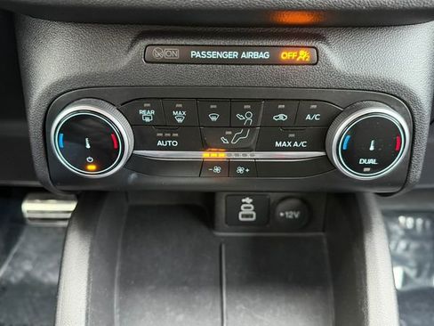 Used 2024 Ford Escape ST-Line image 23