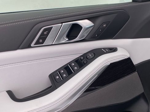 New 2026 BMW X5 xDrive40i w/ M Sport Package image 24