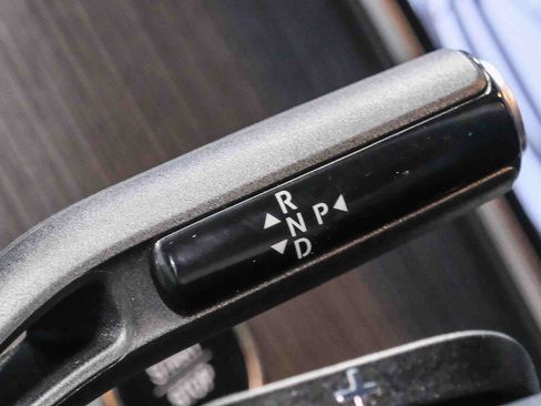 Used 2026 Mercedes-Benz EQE 320+ SUV image 23
