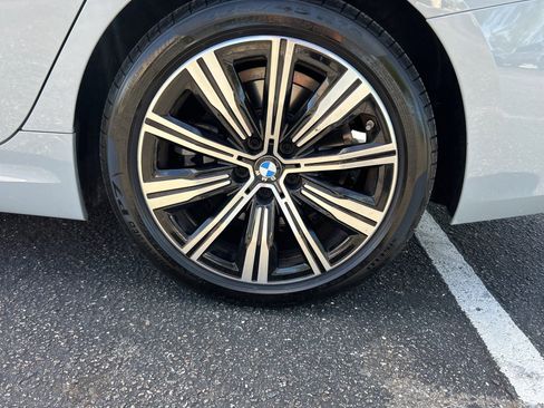 Certified 2025 BMW 330i xDrive 330i xDrive image 8