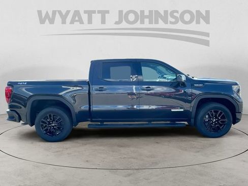 Used 2024 GMC Sierra 1500 Elevation w/ Elevation Premium Package image 6