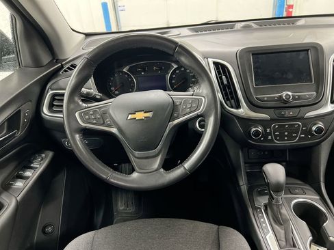 Used 2022 Chevrolet Equinox LT AWD/4WD image 11