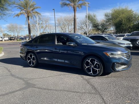 Used 2020 Volkswagen Passat 2.0T R-Line image 6