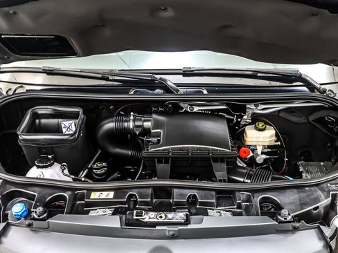 Used 2022 Mercedes-Benz Sprinter 2500 image 12