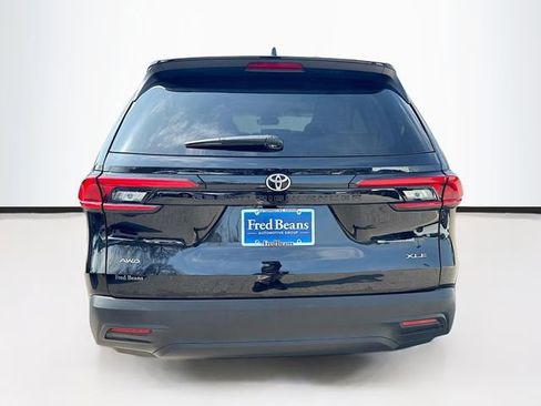 Used 2024 Toyota Grand Highlander AWD image 6