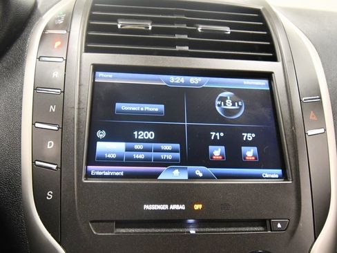 Used 2015 Lincoln MKC FWD image 23