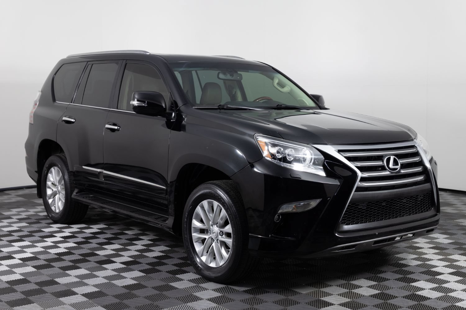 Used 2015 Lexus GX 460 w/ Premium Package AWD/4WD image 10