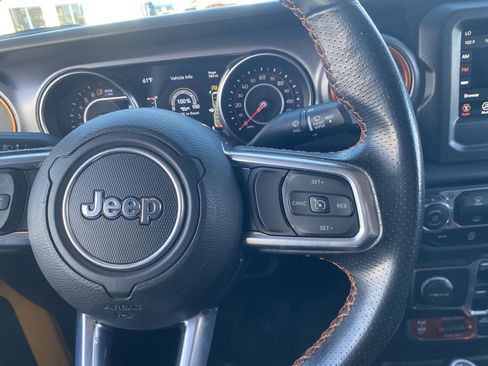 Used 2021 Jeep Gladiator Mojave w/ Safety Group image 18