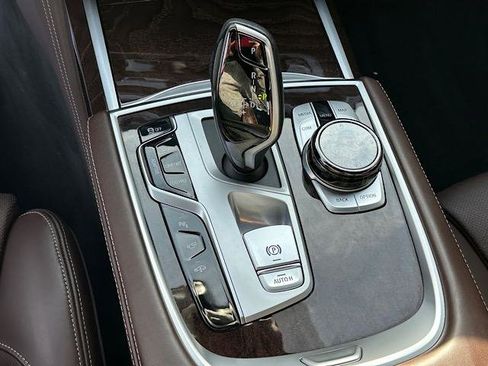 Certified 2022 BMW 740i xDrive w/ M Sport Package image 26