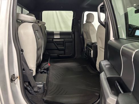 Used 2016 Ford F150 XLT w/ Equipment Group 302A Luxury image 14