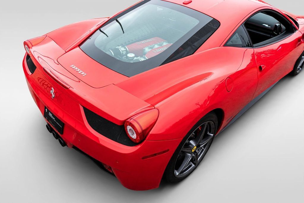 Used 2015 Ferrari 458 Italia Coupe RWD image 21