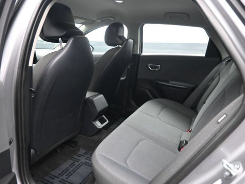 Used 2025 Kia K4 FWD image 24