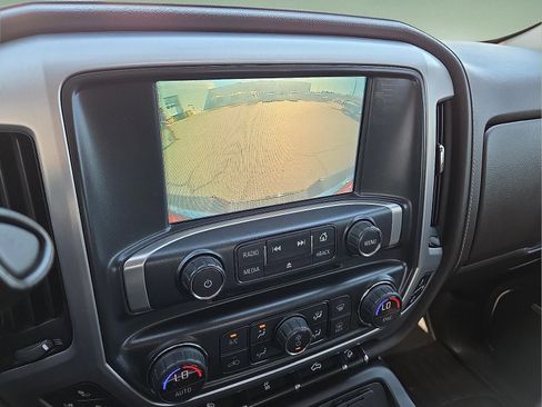 Used 2018 GMC Sierra 1500 SLT w/ SLT Premium Package image 17