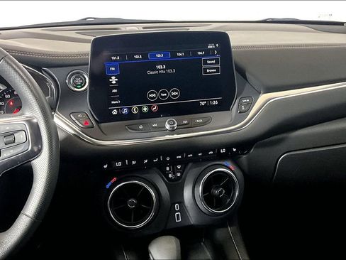 Used 2025 Chevrolet Blazer LT FWD image 5