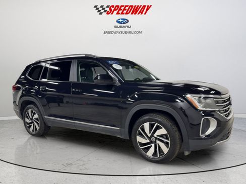 Certified 2025 Volkswagen Atlas SEL image 13