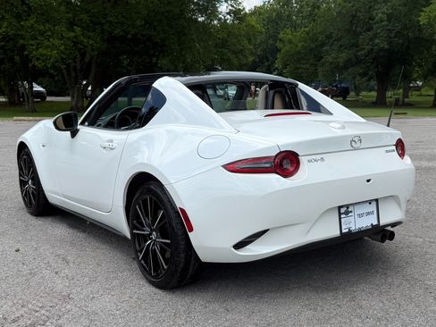 Used 2025 MAZDA MX-5 Miata RF Grand Touring RWD image 4