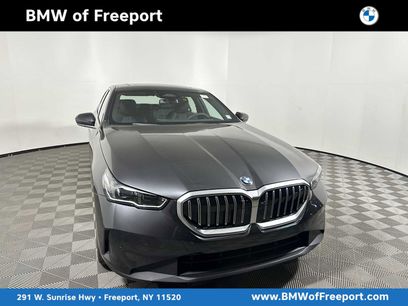 New 2026 BMW 530i xDrive w/ Premium Package