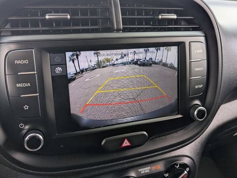 Used 2022 Kia Soul LX w/ Technology Package image 30