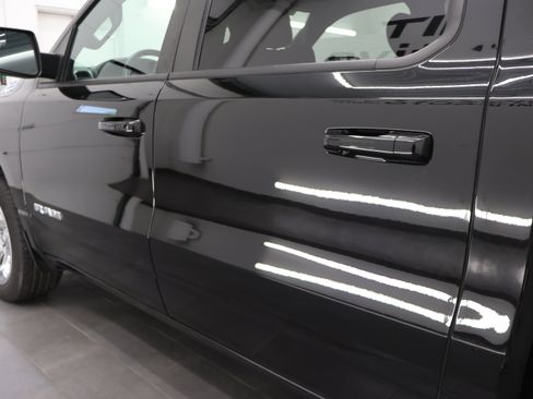 Used 2022 RAM 1500 Big Horn AWD/4WD image 30