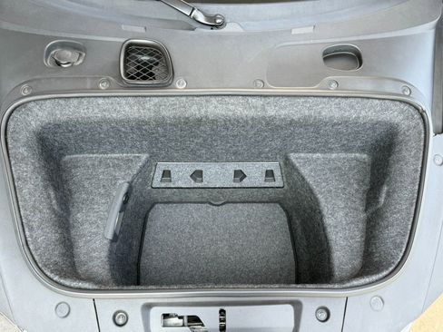 Used 2011 Audi R8 V8 image 13