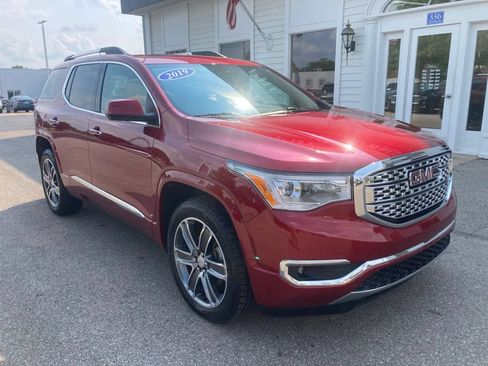 Certified 2019 GMC Acadia Denali AWD/4WD image 3