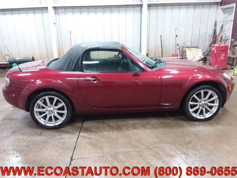 Used 2006 MAZDA MX-5 Miata Sport image 3