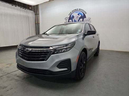 Used 2023 Chevrolet Equinox LS w/ Sport Edition image 13